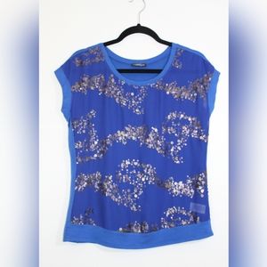 NWOT. Perceptions Blue Sequined T-Shirt. Size Med.